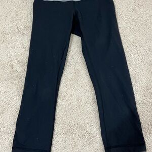 Lululemon Black Cropped Leggings